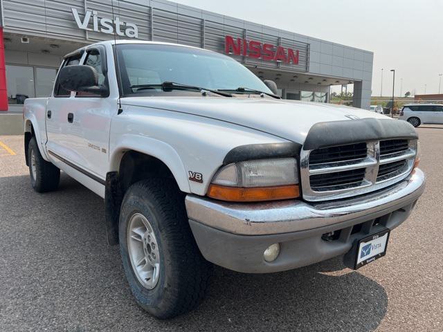 Photo of 2000 White Dodge Dakota