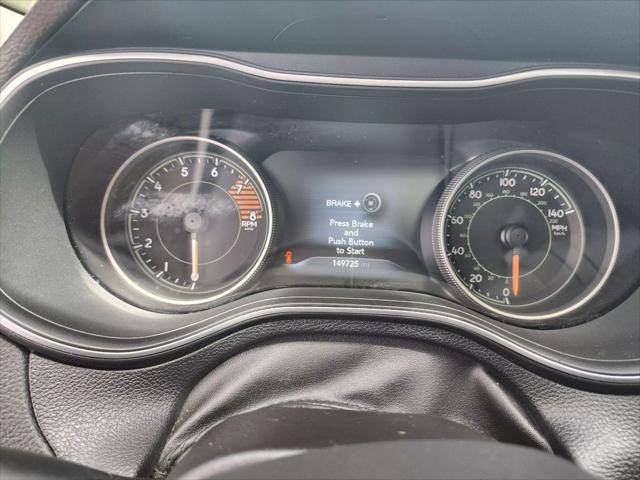Photo of 2019 White Jeep Cherokee