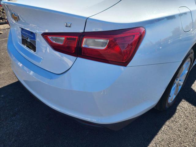 Photo of 2023 Summit White Chevrolet Malibu