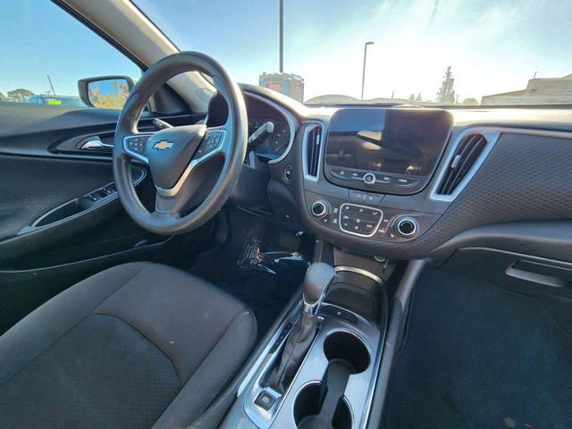 Photo of 2023 Summit White Chevrolet Malibu