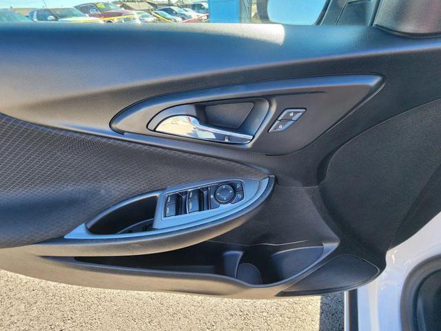 Photo of 2023 Summit White Chevrolet Malibu