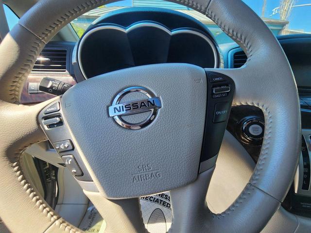 Photo of 2013 Silver Nissan Quest