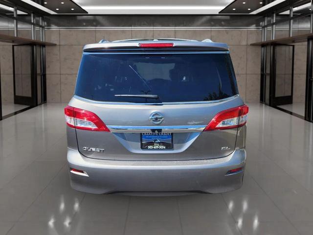Photo of 2013 Silver Nissan Quest