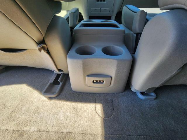 Photo of 2013 Silver Nissan Quest