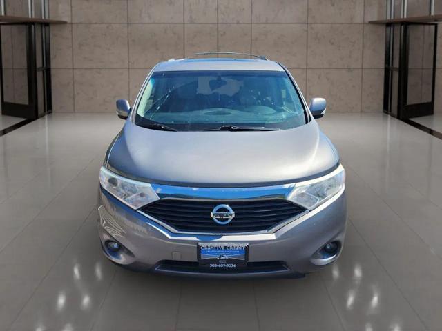 Photo of 2013 Silver Nissan Quest