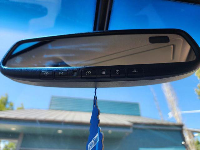 Photo of 2013 Silver Nissan Quest