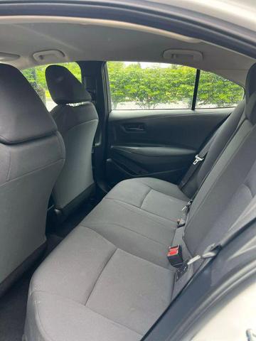 Photo of 2022 White Toyota Corolla