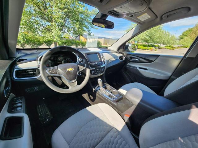 Photo of 2018 Grey Chevrolet Equinox