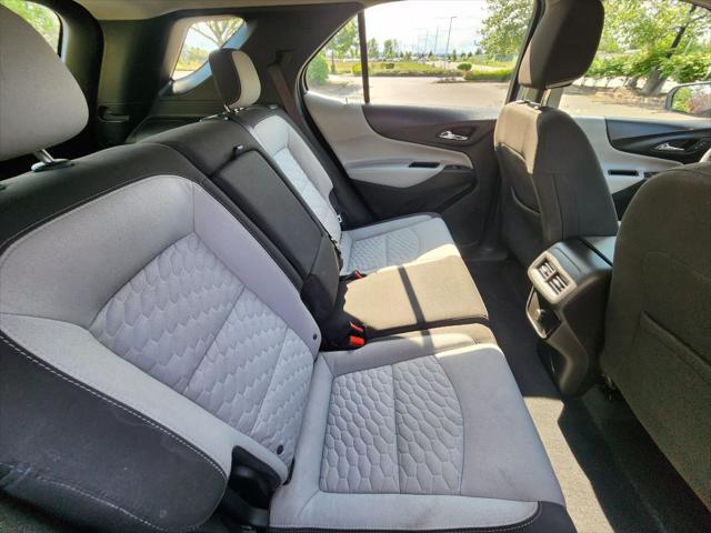 Photo of 2018 Grey Chevrolet Equinox
