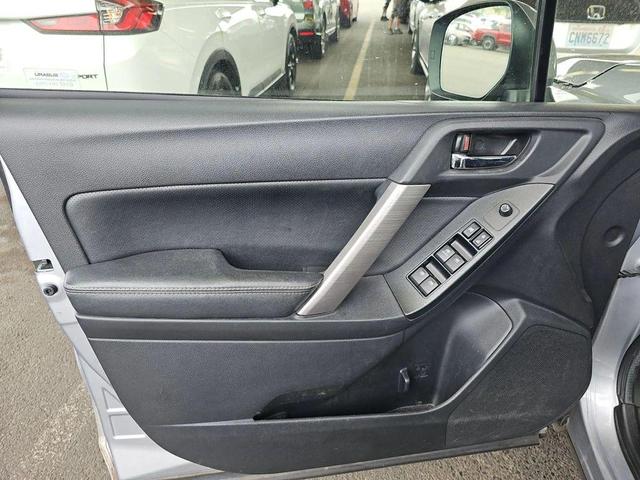Photo of 2016 Ice Silver Metallic Subaru Forester