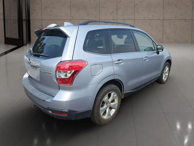 Photo of 2016 Ice Silver Metallic Subaru Forester