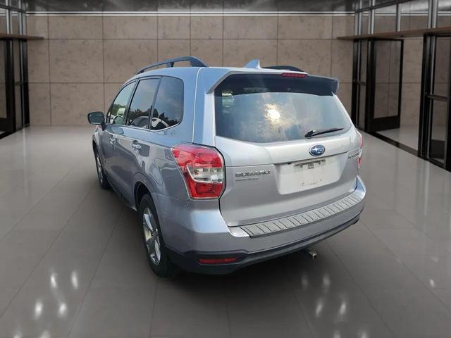 Photo of 2016 Ice Silver Metallic Subaru Forester