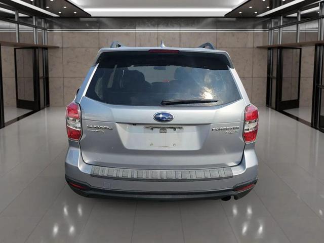 Photo of 2016 Ice Silver Metallic Subaru Forester