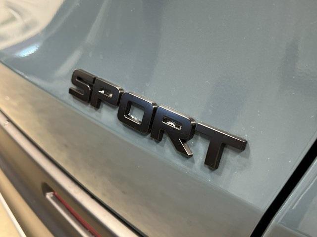 Photo of 2026 Green Honda HR-V
