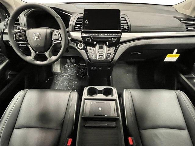Photo of 2026 Solar Silver Metallic Honda Odyssey