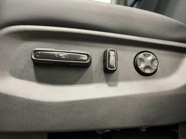 Photo of 2025 Celestial Blue Metallic Honda Odyssey