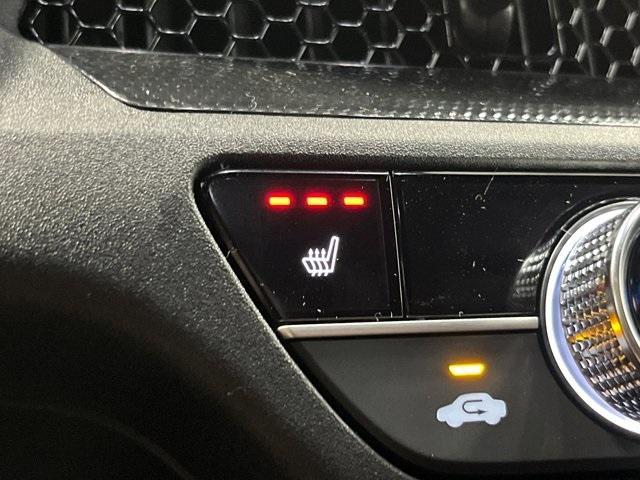 Photo of 2026 Platinum White Pearl Honda CR-V Hybrid