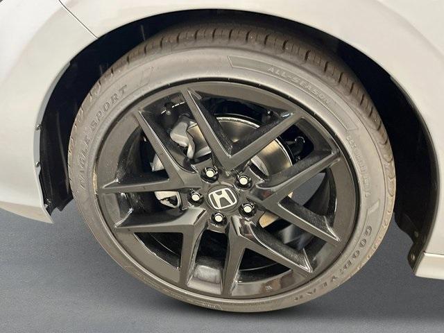 Photo of 2026 Urban Gray Pearl Honda Civic