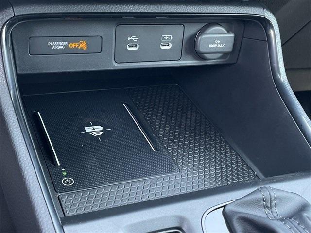 Photo of 2026 Platinum White Pearl Honda CR-V
