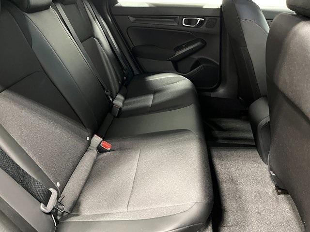 Photo of 2025 Platinum White Pearl Honda Civic