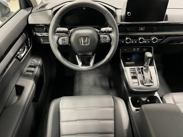 Photo of 2025 Crystal Honda CR-V