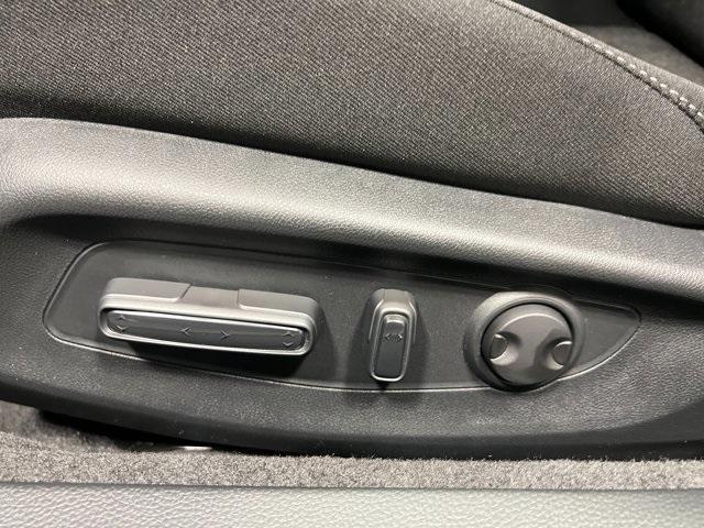 Photo of 2025 Solar Silver Metallic Honda Accord Hybrid