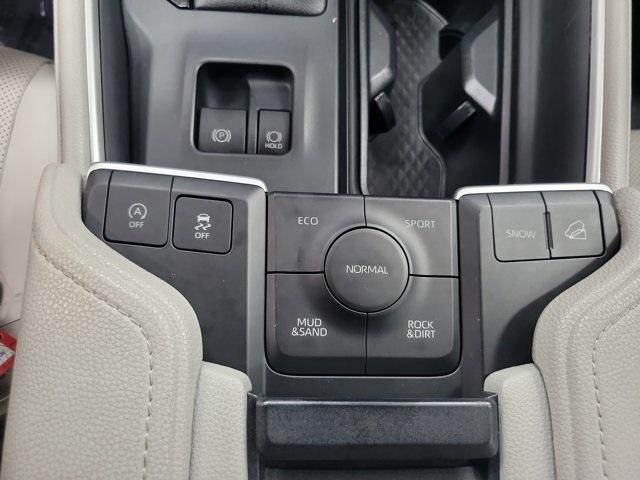 Photo of 2024 Red Toyota Grand Highlander
