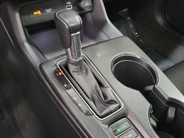 Photo of 2023 Gray Honda Civic