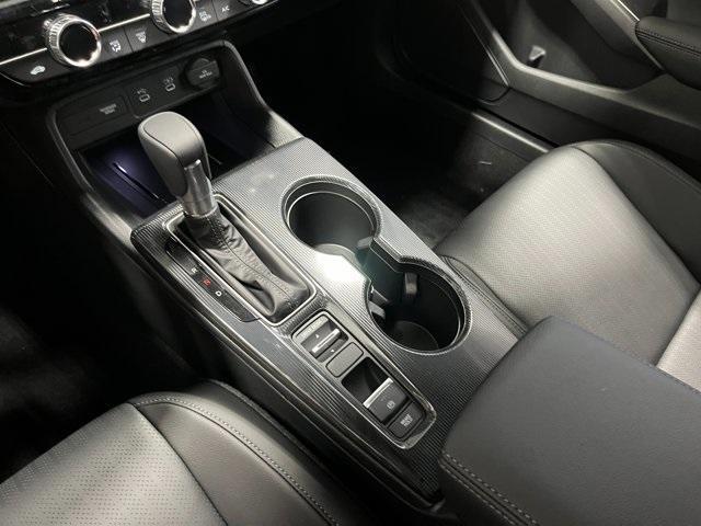 Photo of 2025 Platinum White Pearl Honda Civic Hybrid