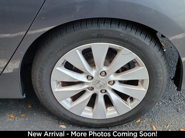 Photo of 2013 Gray Honda Accord