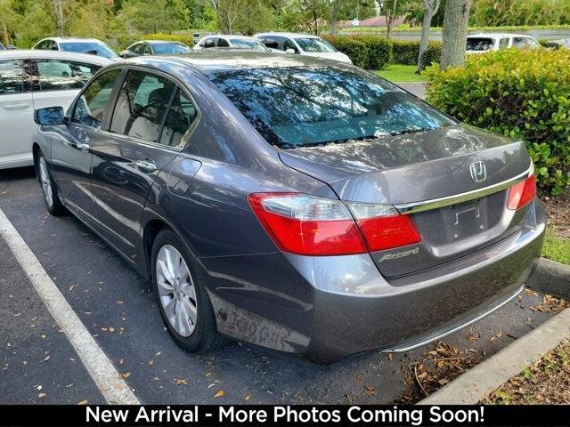 Photo of 2013 Gray Honda Accord