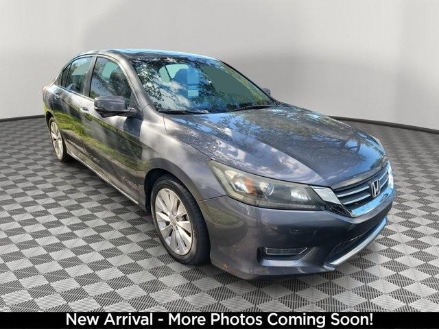 Photo of 2013 Gray Honda Accord
