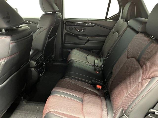 Photo of 2025 Platinum Honda Pilot