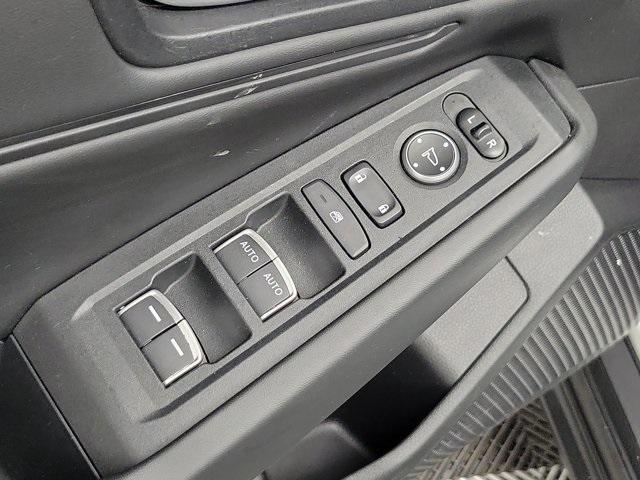 Photo of 2023 White Honda Accord