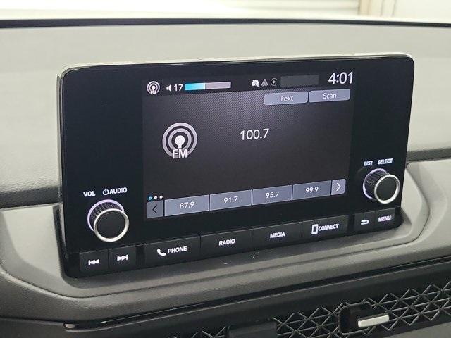 Photo of 2023 White Honda Accord