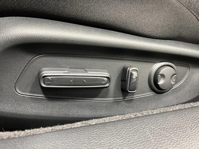 Photo of 2025 Solar Silver Metallic Honda Accord
