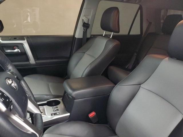 Photo of 2024 Gray Toyota 4Runner
