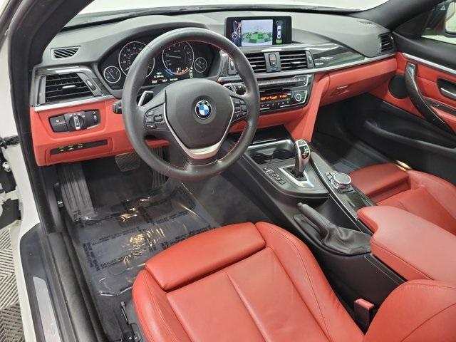 Photo of 2015 White Metallic BMW 428