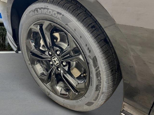 Photo of 2025 Still Night Pearl Honda Accord
