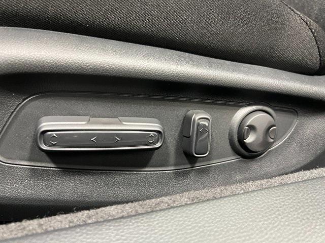 Photo of 2025 Platinum White Pearl Honda Accord Hybrid