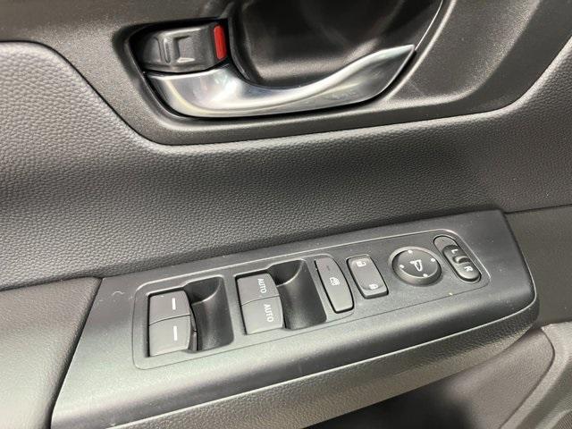 Photo of 2026 Meteorite Gray Metallic Honda CR-V