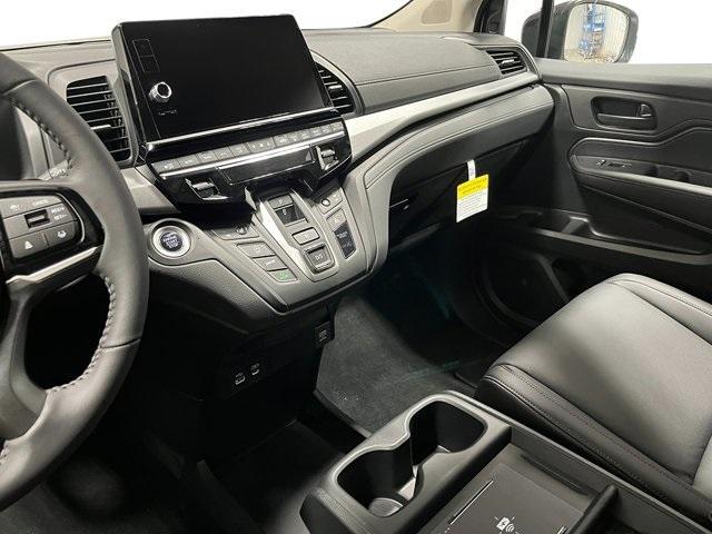 Photo of 2026 Crystal Black Pearl Honda Odyssey