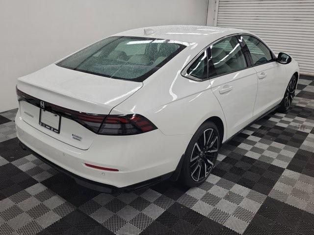 Photo of 2024 Platinum Honda Accord Hybrid