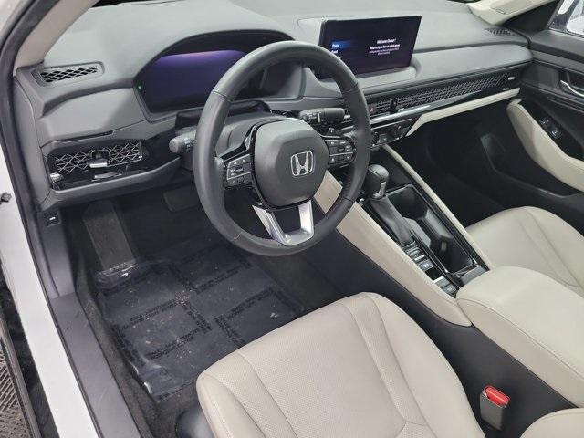 Photo of 2024 Platinum Honda Accord Hybrid