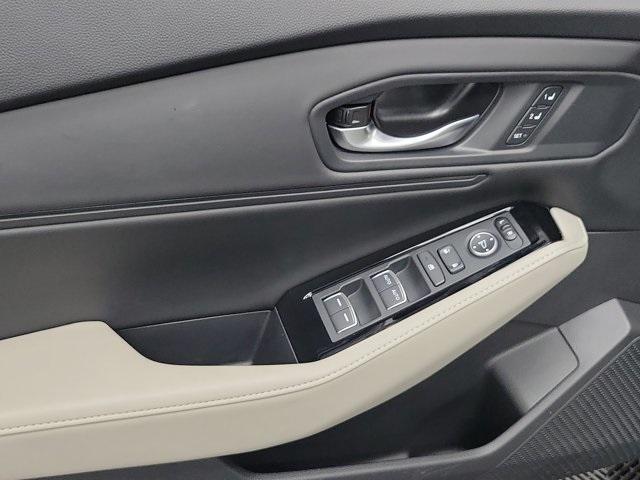Photo of 2024 Platinum Honda Accord Hybrid