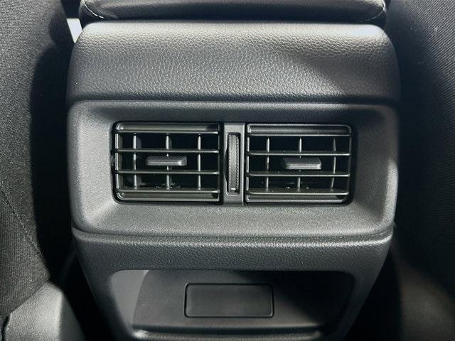 Photo of 2026 Platinum White Pearl Honda CR-V