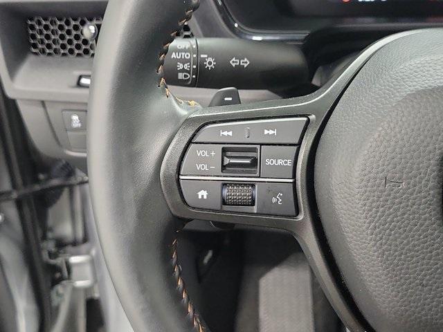 Photo of 2025 Silver Honda CR-V Hybrid