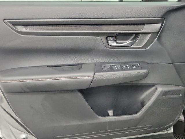 Photo of 2025 Silver Honda CR-V Hybrid