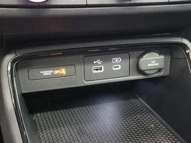 Photo of 2025 Silver Honda CR-V Hybrid