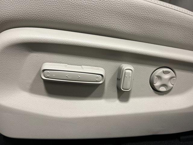 Photo of 2025 Smoke Blue Honda Odyssey